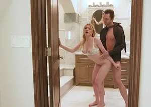 Đã lâu rồi tôi chưa cập nhật tác phẩm mới nhất của mình. Tôi hy vọng mọi người thích sự trở lại và cập nhật của tôi*